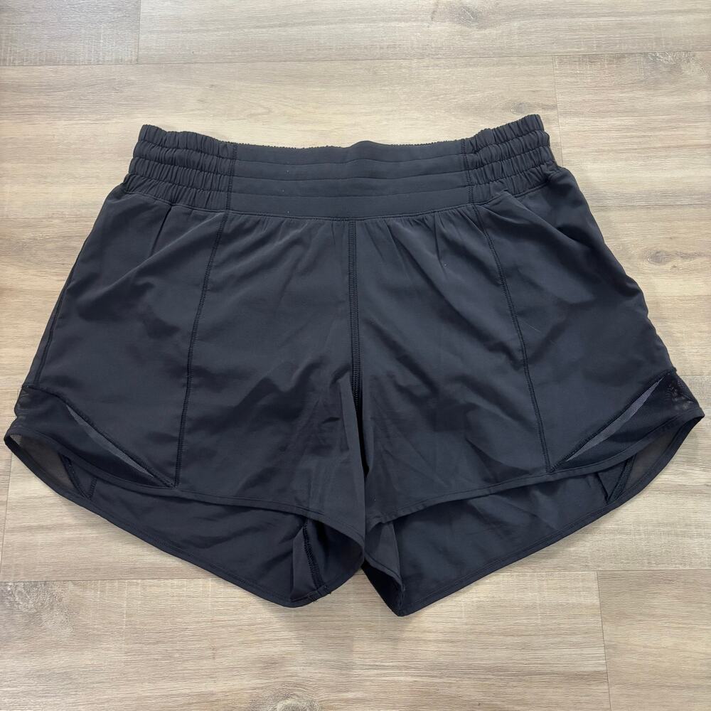 Lululemon Hotty Hot Short High-Rise Long 4" Women Size 6